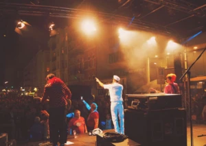 Konzert auf der Bühne beim Stadtfest Winterhude