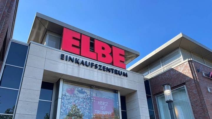 Galerie-Bild 1: Haupteingang vom Elbe Einkaufszentrum