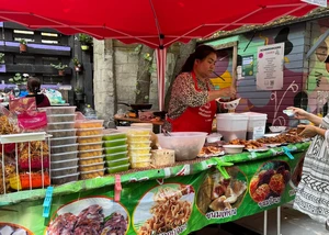 Ein Essensstand beim Thai Food Festival im Schrödingers