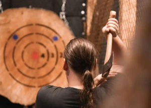 Zielscheibe für den Axtwurf, © WoodCutter