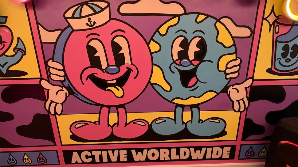 Wall Art von Yeye Weller mit Schriftzug Active Worldwide