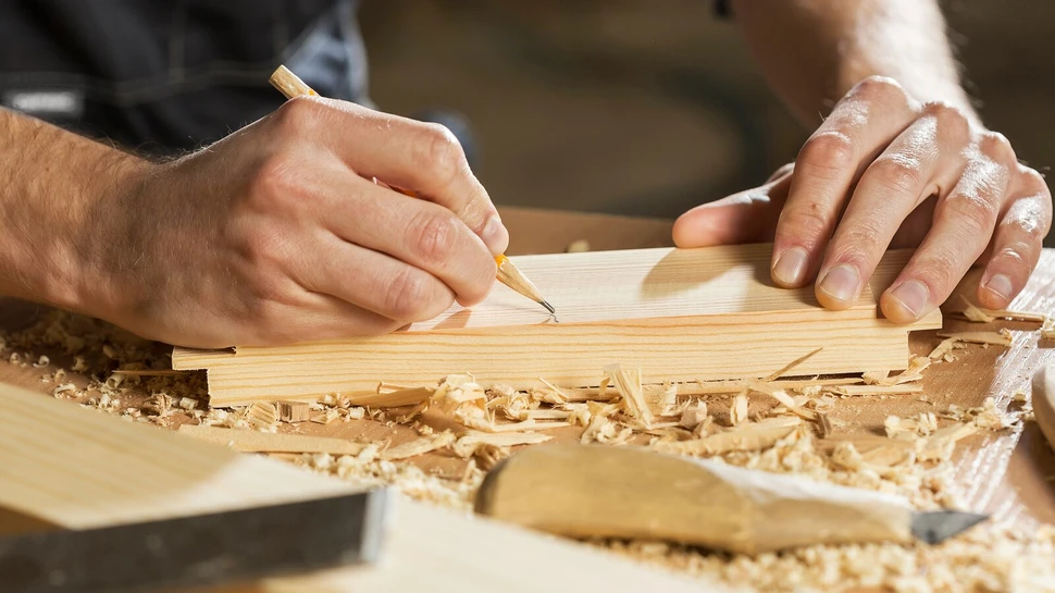 Zimmerei-Arbeiten, Arbeiten mit Holz