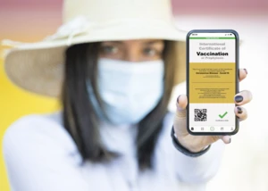 Digitaler Impfpass, © iStock.com / Travel Wild
