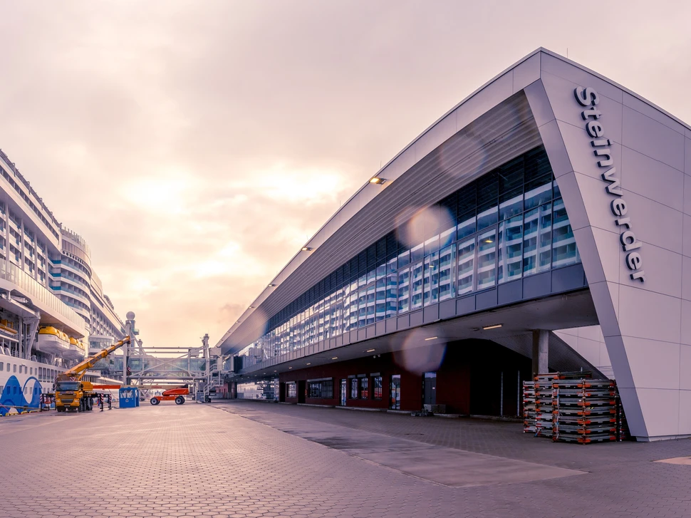 Cruise Center Steinwerder
