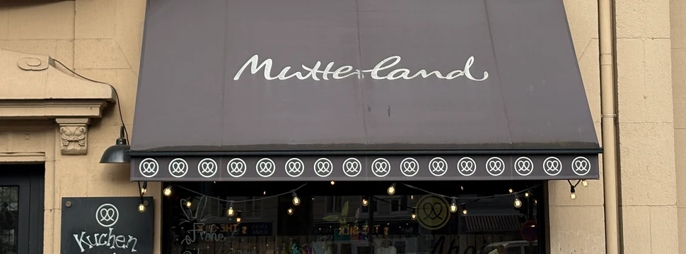 Außenansicht von der Markise des Mutterland