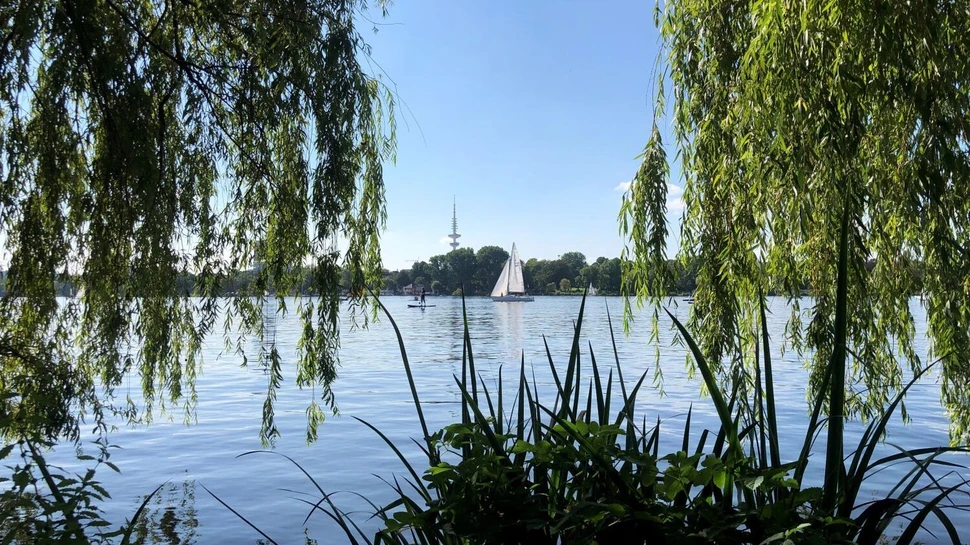 Blick auf die Hamburger Außenalster