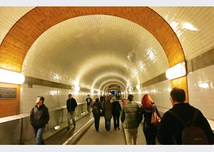 sankt-pauli-elbtunnel-sebastian-weber-rosinenfischer-hamburg