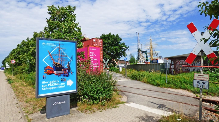 Galerie-Bild 5: Hinweisschild zum Deutschen Hafenmuseum