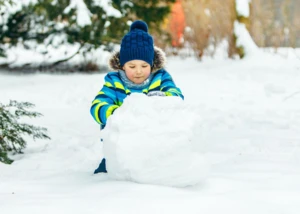 Schneemann bauen Schneemann bauen, © WetterOnline