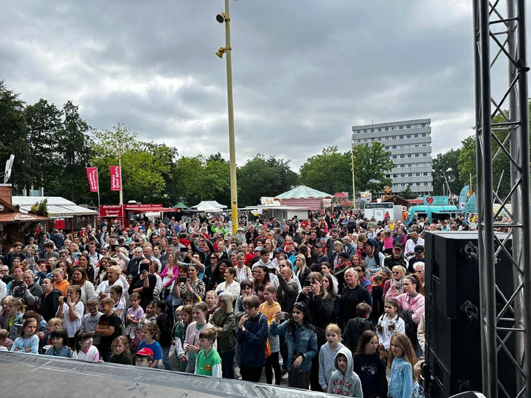 34. Bramfelder Stadtteilfest vom 13.-15. Juni 2025 34. Bramfelder Stadtteilfest vom 13.-15. Juni 2025