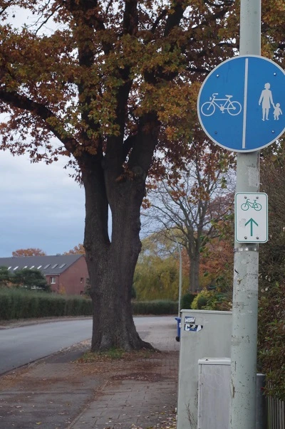Erkundungstour mit Rellinger Bürgern Erkundungstour mit Rellinger Bürgern