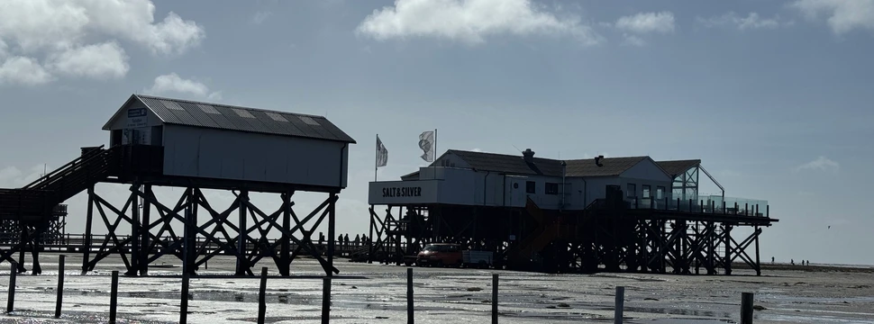 Pfahlbau am Strand von St. Peter-Ording