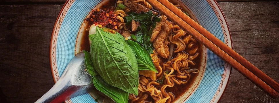 Hand-Pulled-Noodles