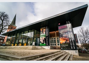 Harburger Theater_außen