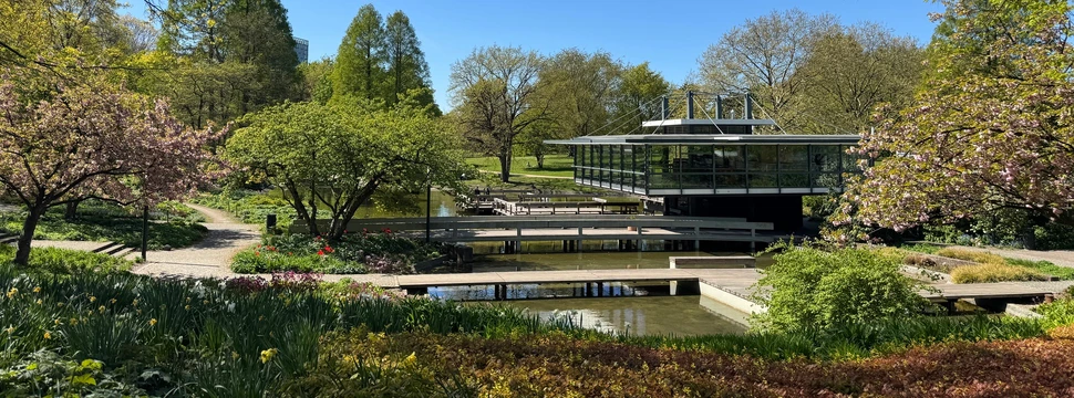 Planten un Blomen mit Teepavillon