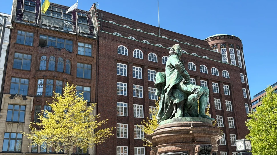 Lessing-Statue am Gänsemarkt