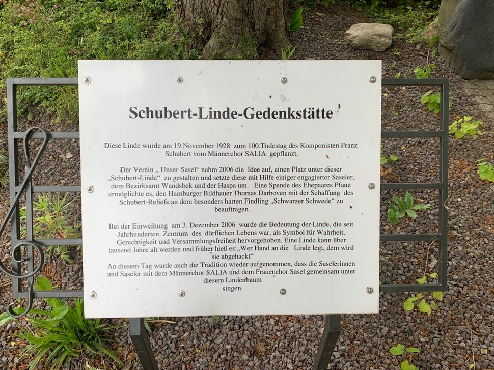 Schubert-Linde Gedenktafel Schubert-Linde Gedenktafel