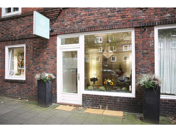 Galerie-Bild 6: Dagmar Beckers aus Hamburg von Beckers Dagmar (Feinschliff-Cosmetics & Nails, Nagelstudio)