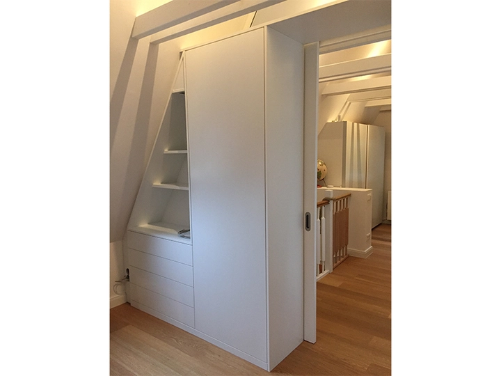 Galerie-Bild 4: Tischlerei Diedrichsen Innenausbau aus Hamburg von Diedrichsen Hermann Inh. Udo Diedrichsen (Möbelwerkstätten)