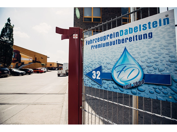 Galerie-Bild 1: Fahrzeugrein Dabelstein aus Hamburg von Fahrzeugrein Dabelstein 