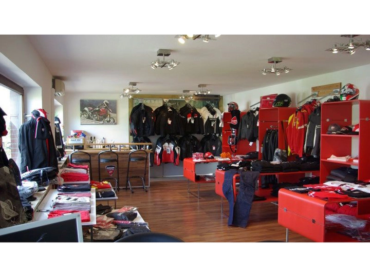 Galerie-Bild 3: Ducati Hamburg Motorradhandel aus Hamburg von Ducati Hamburg Motorradhandel , Marmull u. Rudolph GmbH