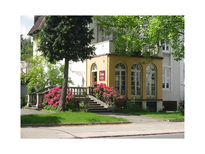 Galerie-Bild 3: Dirala aus Hamburg von Dirala. Blankeneser Werkstätten GmbH 