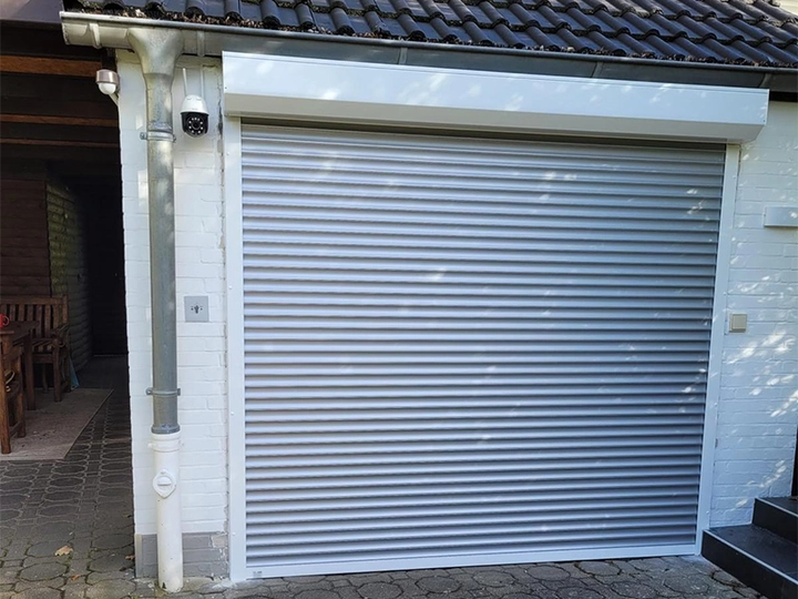 Galerie-Bild 2: RMH Rolladen Markisen Service aus Stapelfeld von C.W Service Hamburg Tag & Nacht Rolladen Reparatur Service (Rolladenreparatur)