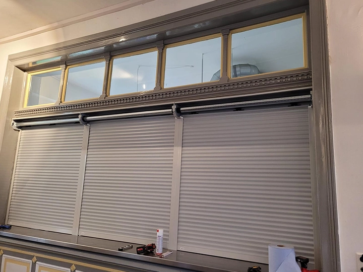 Galerie-Bild 3: RMH Rolladen Markisen Service aus Stapelfeld von C.W Service Hamburg Tag & Nacht Rolladen Reparatur Service (Rolladenreparatur)