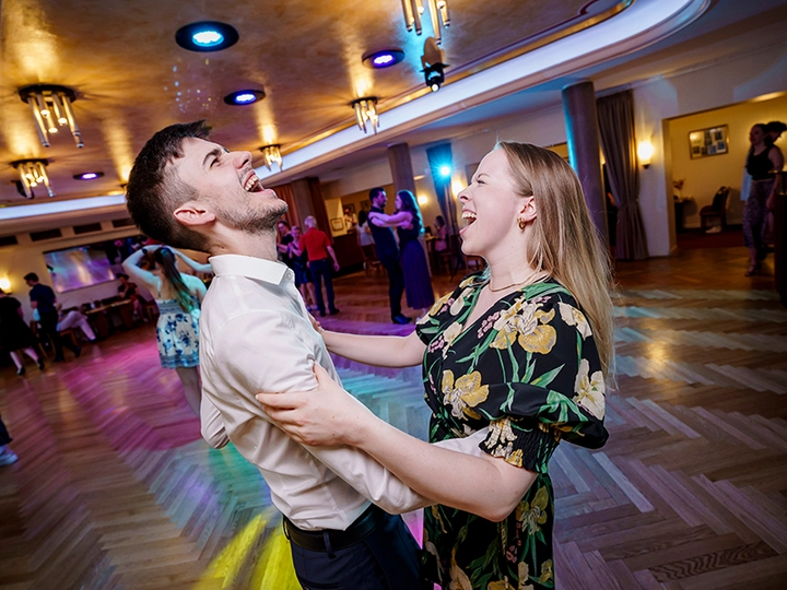 Galerie-Bild 1: Tanzschule aus Hamburg von Tanzschule Walter Bartel 