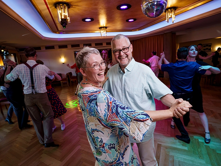 Galerie-Bild 2: Tanzschule aus Hamburg von Tanzschule Walter Bartel 