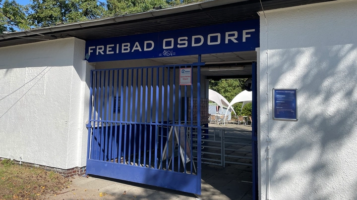Galerie-Bild 6: Eingangsbereich vom Freibad Osdorf