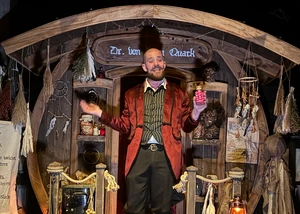 Der Wunderheiler bei seiner Show