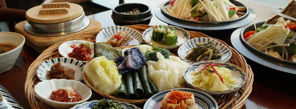 Teller mit koreanischen Tapas
