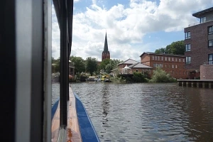 Barkasse im Buxtehuder Hafen Barkasse im Buxtehuder Hafen