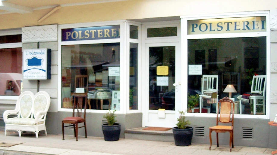 Ladenfront von Polstereibetrieb Grönich
