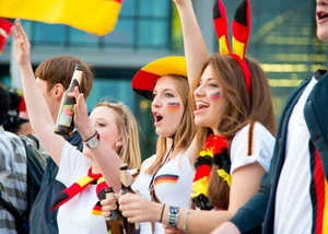Deutsche Fussball Fans beim public viewing