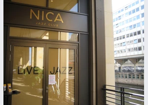 Nica-Jazzclub, Eingang am Alsterfleet