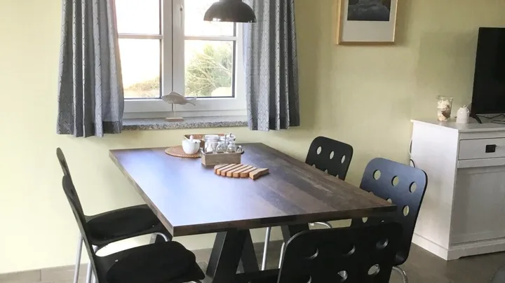 Galerie-Bild 3: Essecke im Ferienhaus Möwe