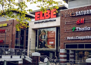 Haupteingang und Fassade vom Elbe-Einkaufszentrum