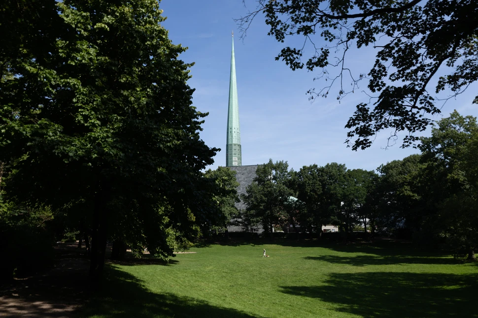 Kirche_Sommer(c)HFranck