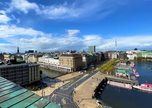 Blick vom Dach der Europapassage auf den Jungfernstieg, Rathausmarkt, Alsterfleet und die Binnenalster