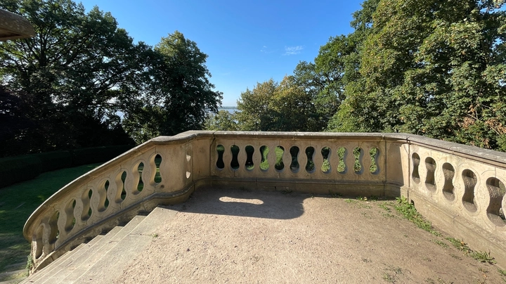 Galerie-Bild 2: Römischer Garten in Blankenese