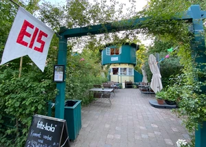 Eiscafé Eishörnchen in Altona