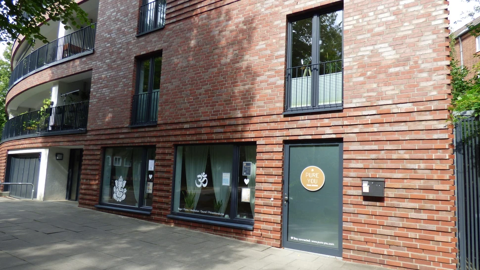 Fassade vom Yoga-Studio Pure You