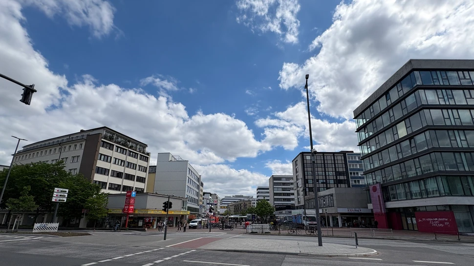Blick in eine Einkaufsstraße
