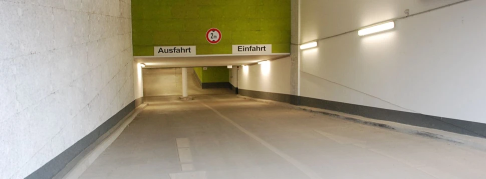 Parkhaus Einfahrt (Beispielbild), © Bernd Sterzl / pixelio.de