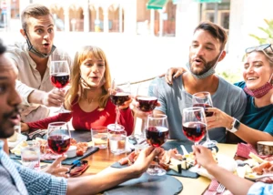 Corona-Infektionslage in Hamburg stabil Weitere Öffnungen, © iStock.com/ViewApart