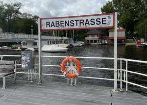 Anleger der Alsterschiffe Rabenstraße