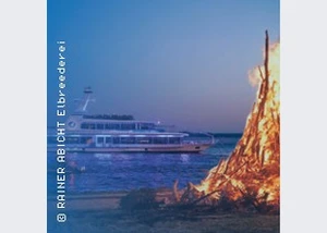 Fahrt entlang der Osterfeuer