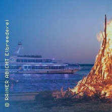 Fahrt entlang der Osterfeuer